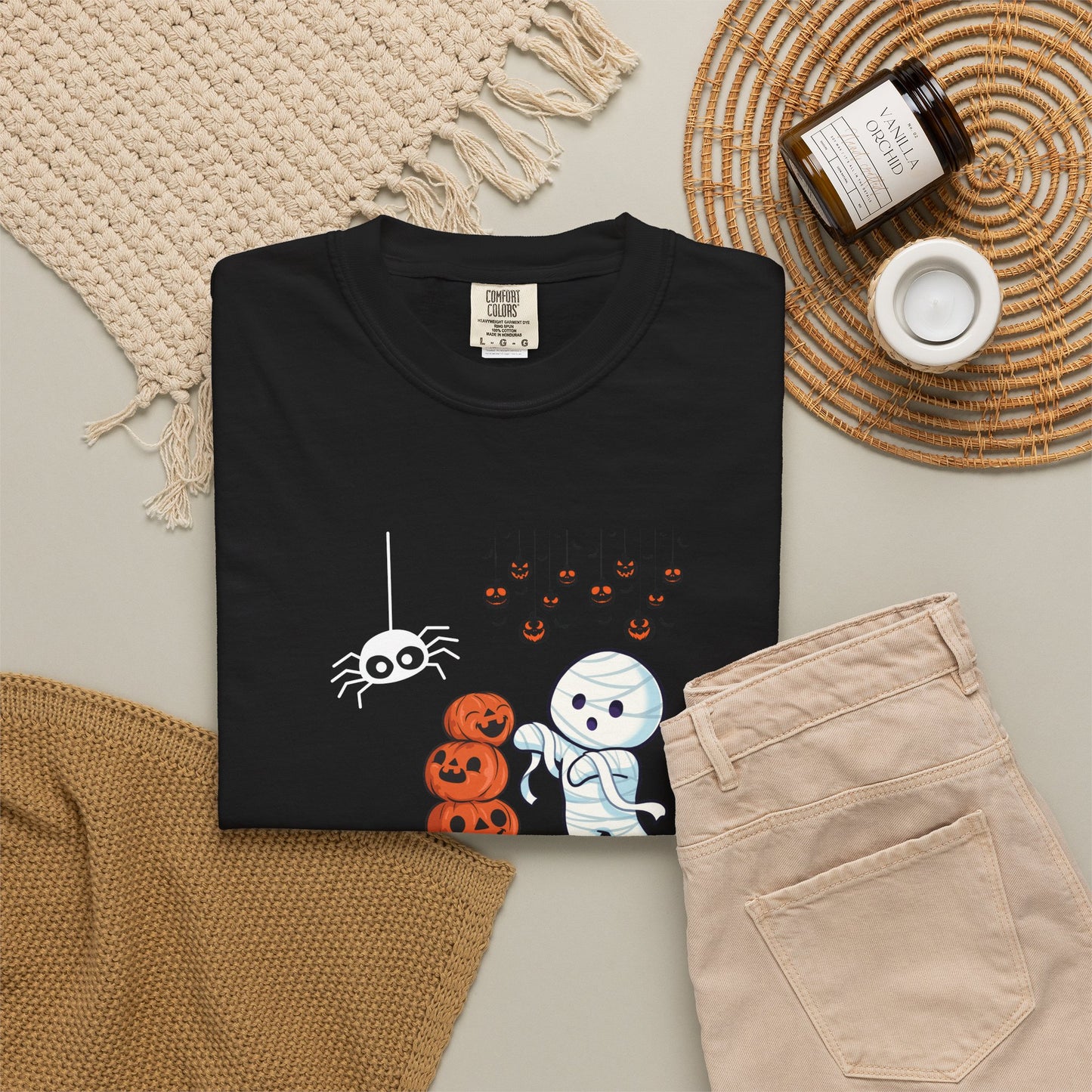 Halloween and Mummia Unisex T-Shirt | Spooky Web Tee