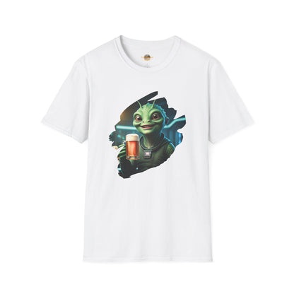 Alien T-Shirt with Beer Unisex: Funny Space Pub Print - Organic Cotton, Various Sizes & Colors