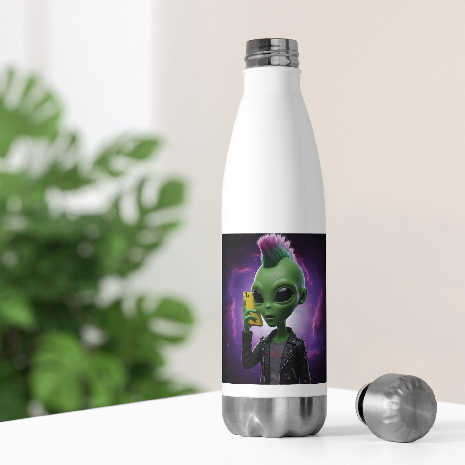 Alien Punk with Mobile Phone Insulated Water Bottle: Unique Style & Hydrated Connection! 20oz