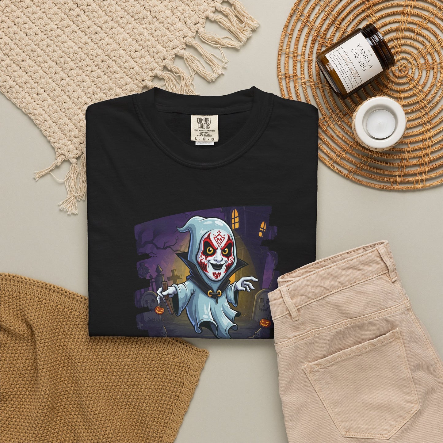 Halloween art Cemetery Unisex T-Shirt | Spooky Graveyard Tee
