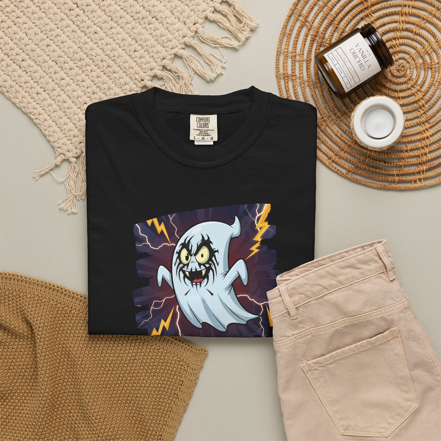 Halloween art Cemetery Unisex T-Shirt | Spooky Graveyard Tee